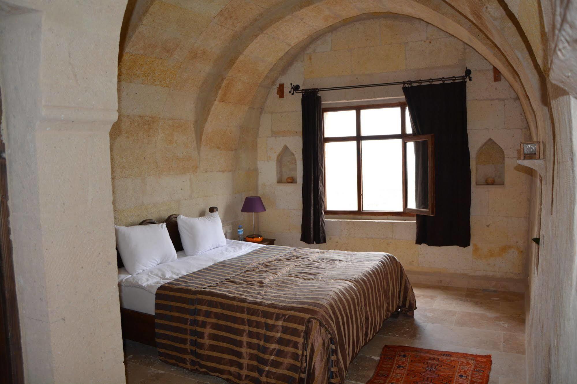 Aden Hotel Cappadocia Ючхисар Екстериор снимка