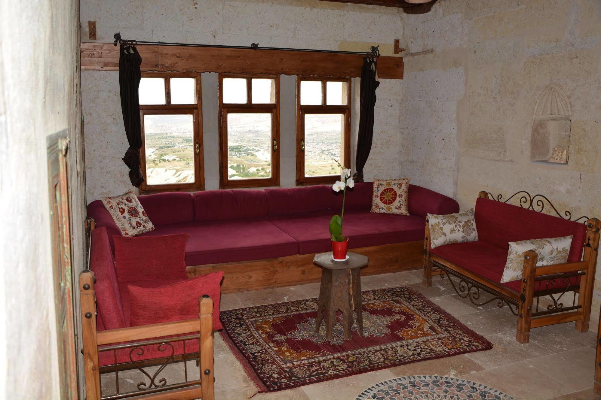 Aden Hotel Cappadocia Ючхисар Екстериор снимка