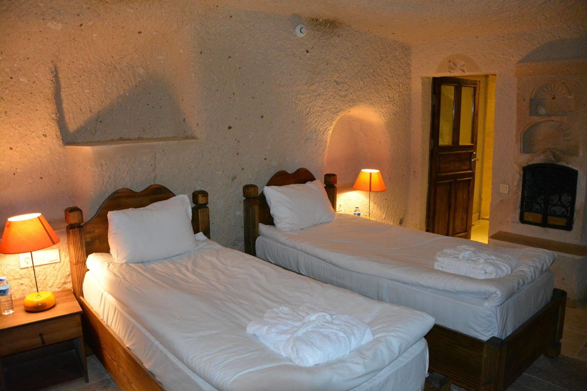Aden Hotel Cappadocia Ючхисар Екстериор снимка